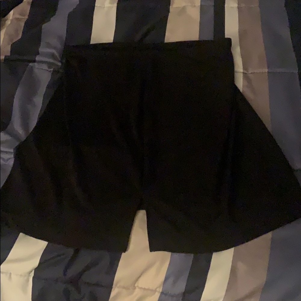Clothes - Picture 2 of 2